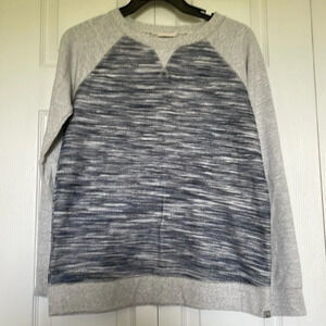 Women’s Eddie Bauer Sz M sweatshirt. Textured horizontal stripe blue/gray cuffed